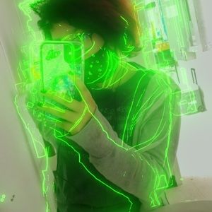 Meet your Posher, Miriam